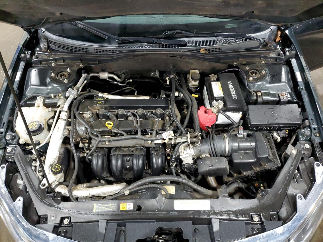 2010 Ford Fusion - Image 11