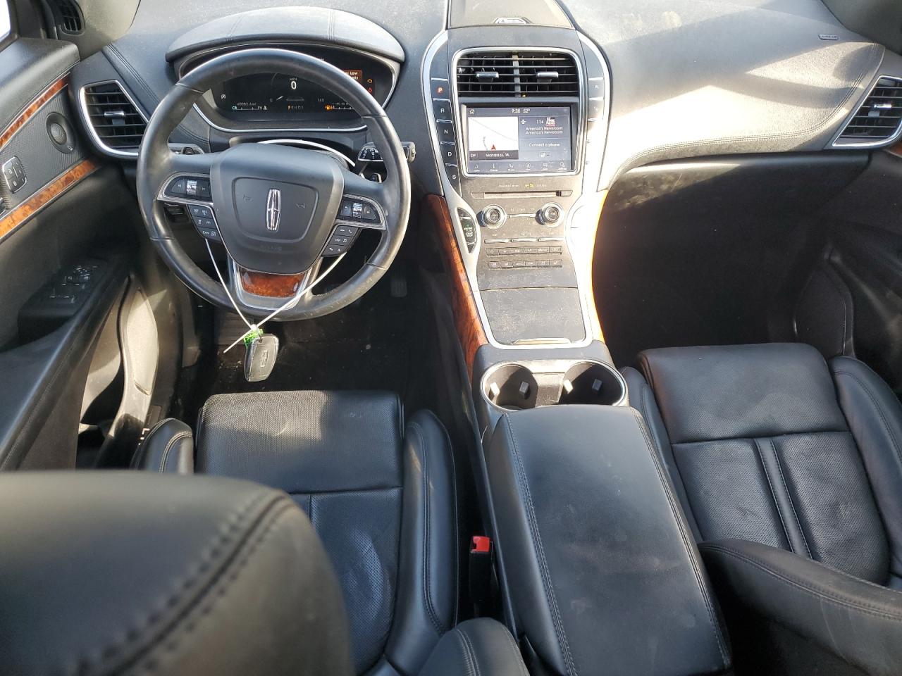 2019 Lincoln Nautilus - Image 8