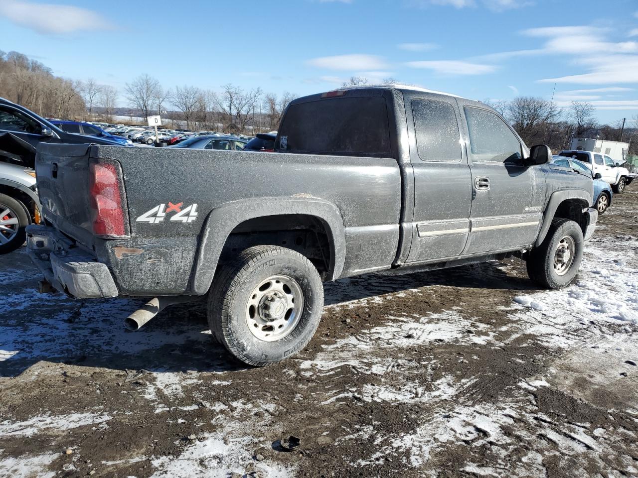 2006 Chevrolet Silverado - Image 3