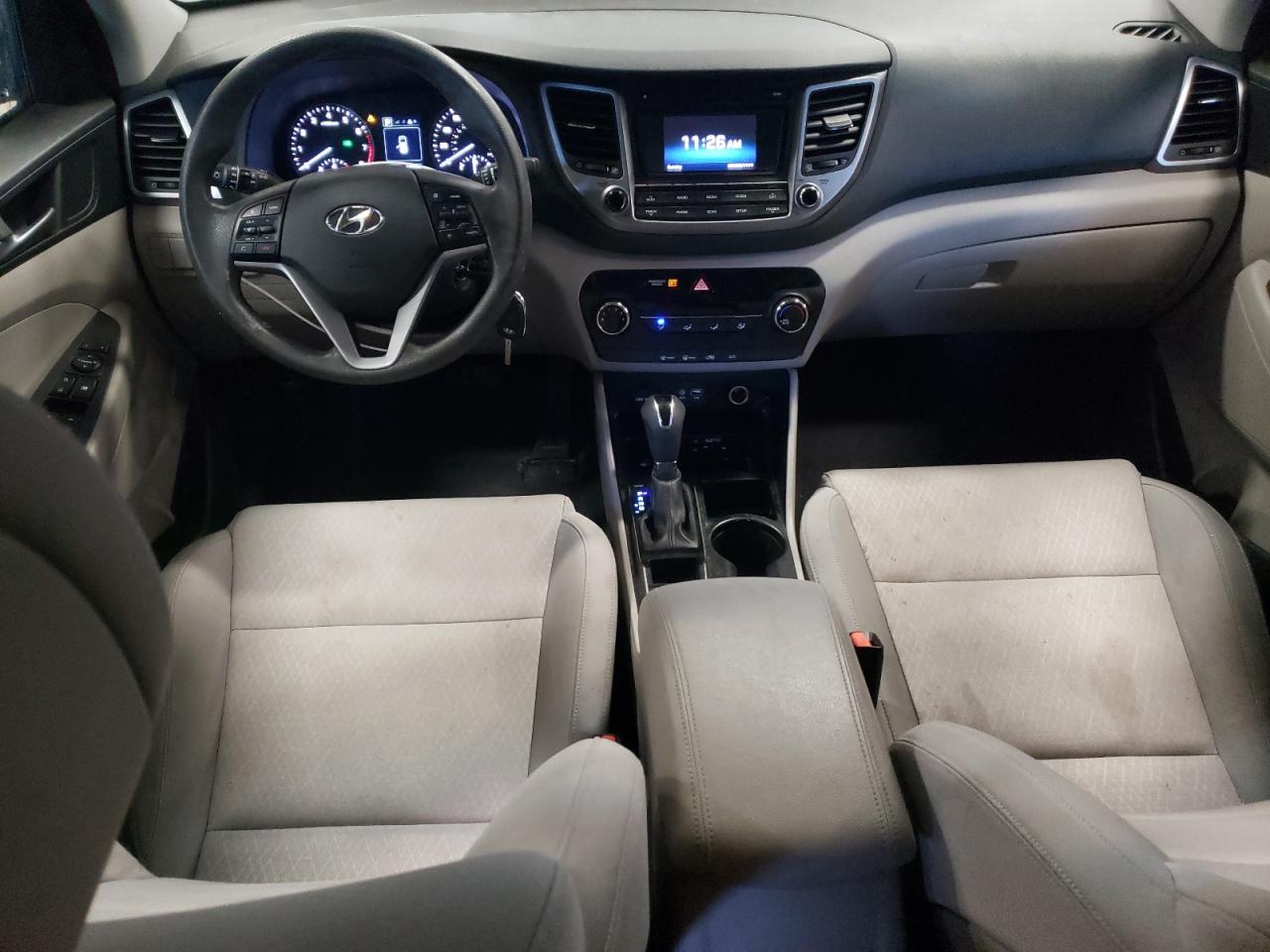 2017 Hyundai Tucson - Image 8