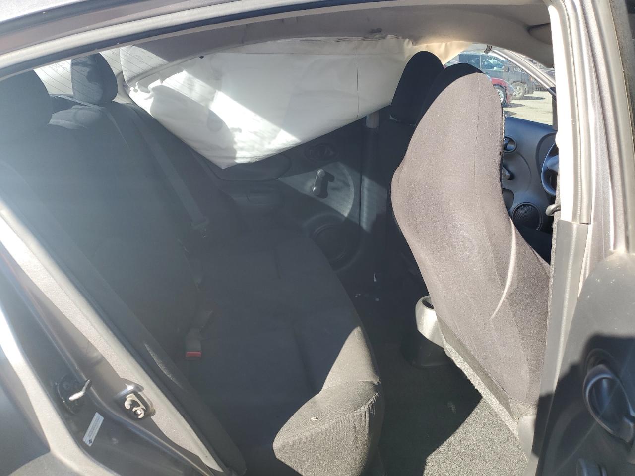 2019 Nissan Versa - Image 10