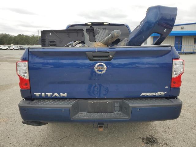  NISSAN TITAN 2018 Синий
