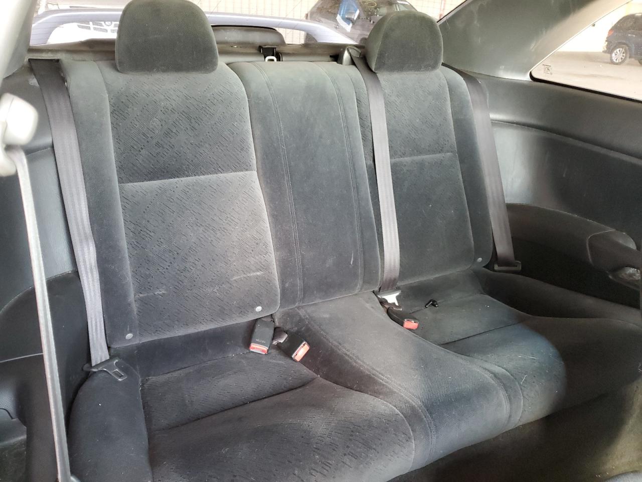 2005 Honda Civic - Image 10