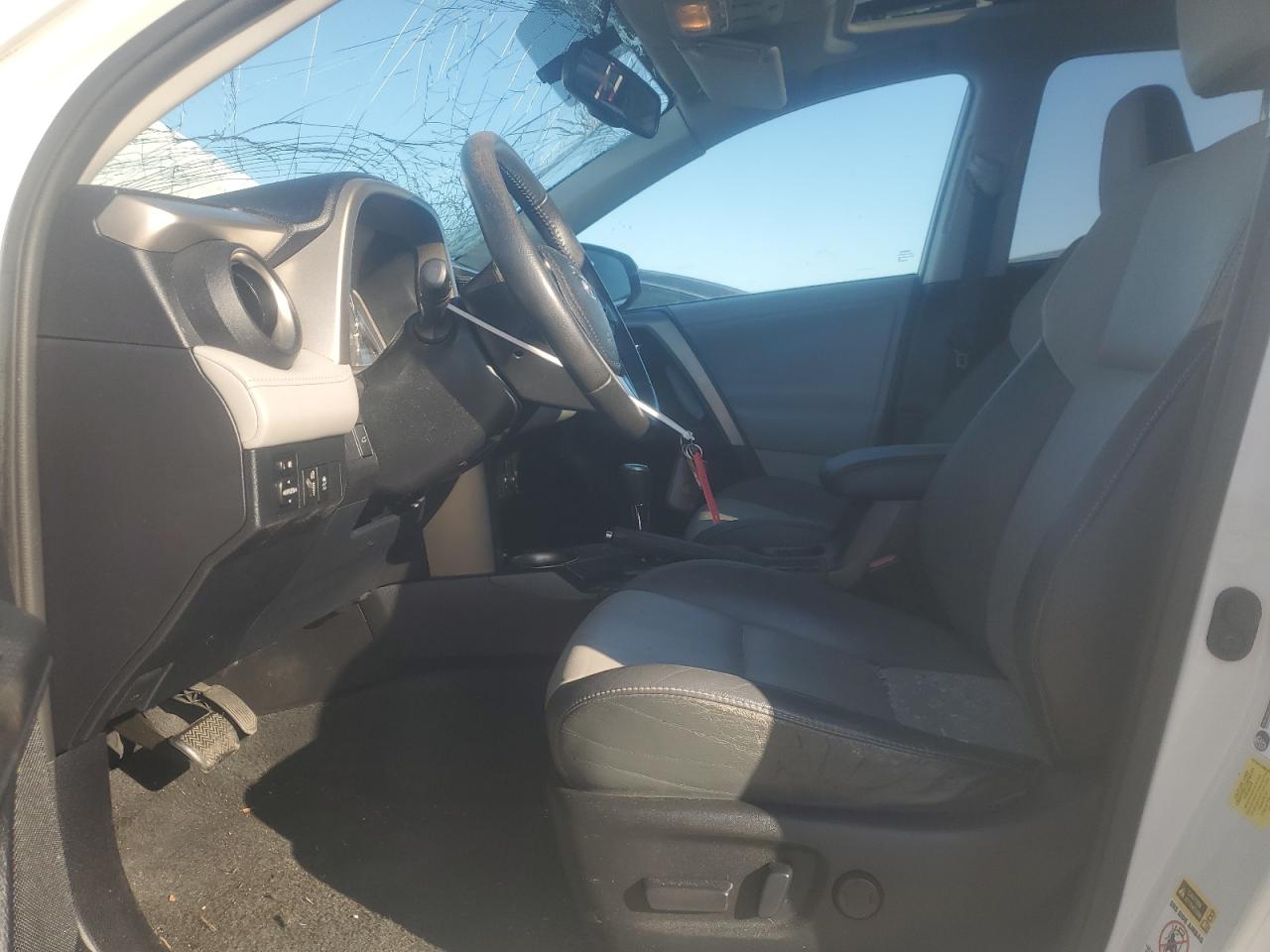 2013 Toyota RAV 4 - Image 7