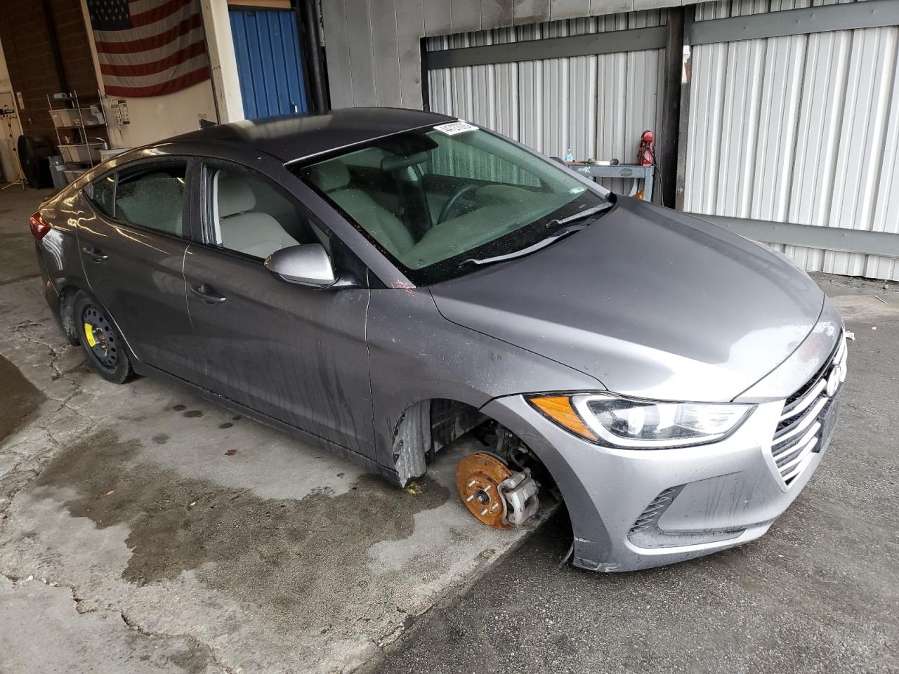 2018 Hyundai Elantra - Image 4
