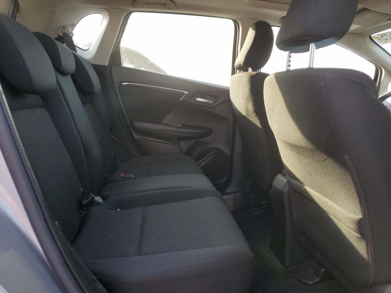 2017 Honda Fit - Image 10