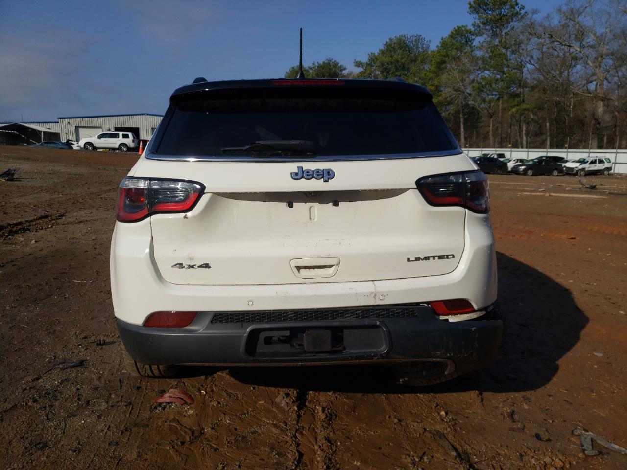 2017 Jeep Compass - Image 6