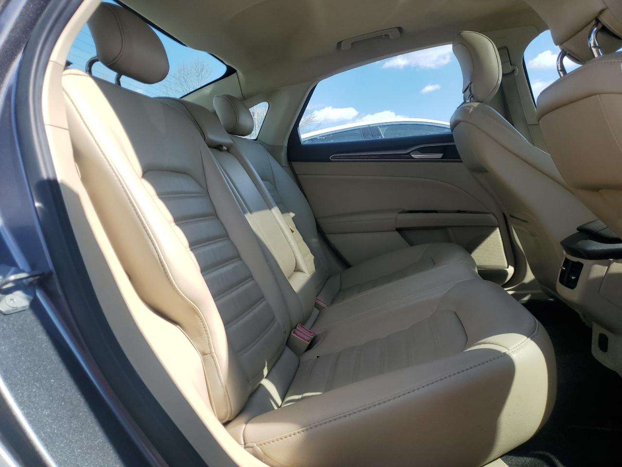 2014 Ford Fusion - Image 10