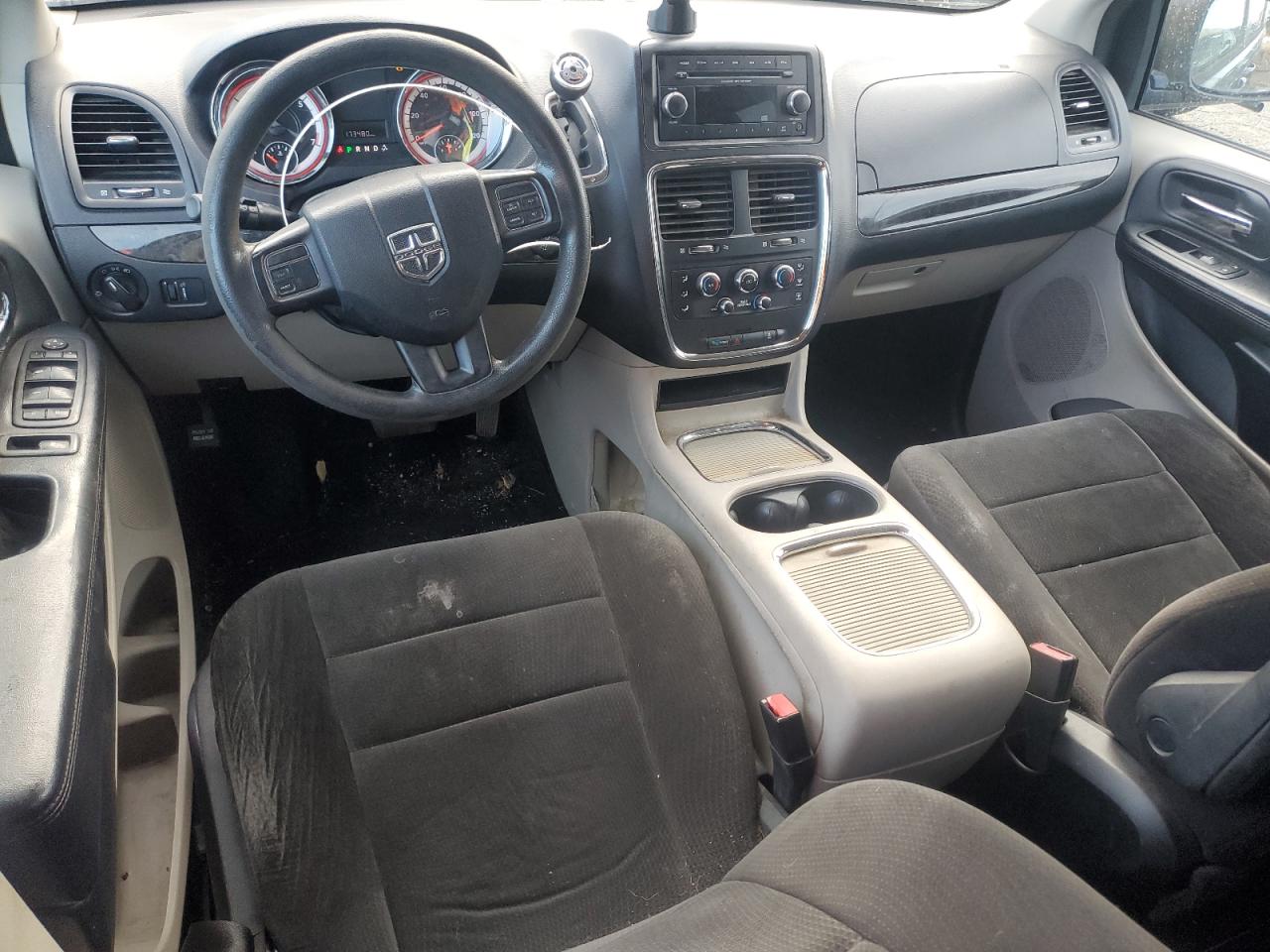 2012 Dodge Caravan - Image 8