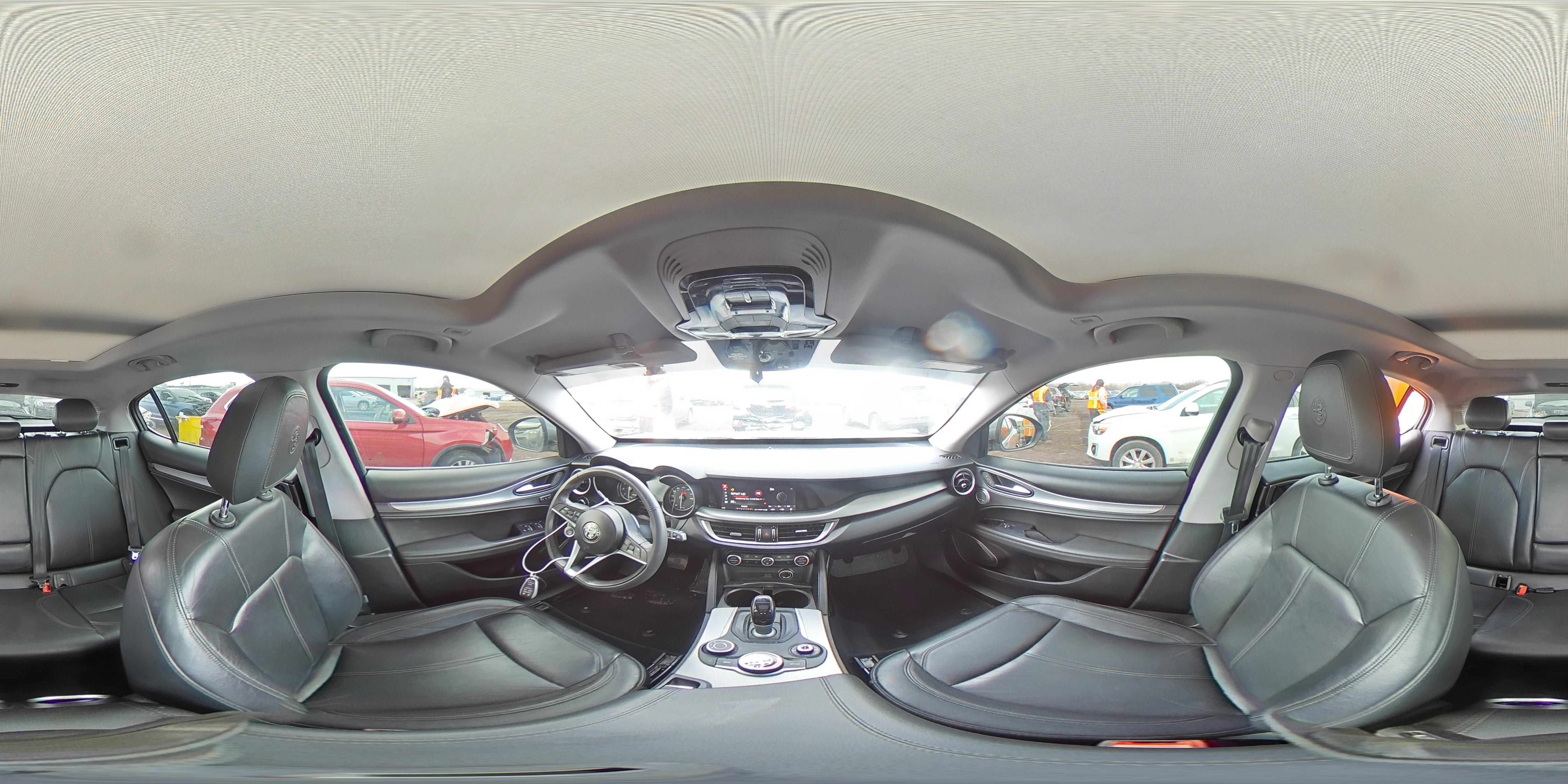 2018 Alfa Romeo Stelvio - Image 15