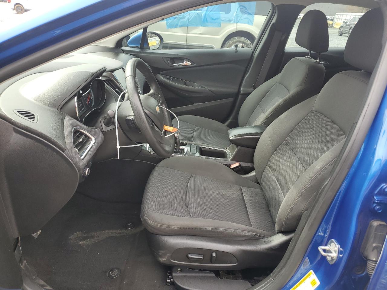 2017 Chevrolet Cruze - Image 7