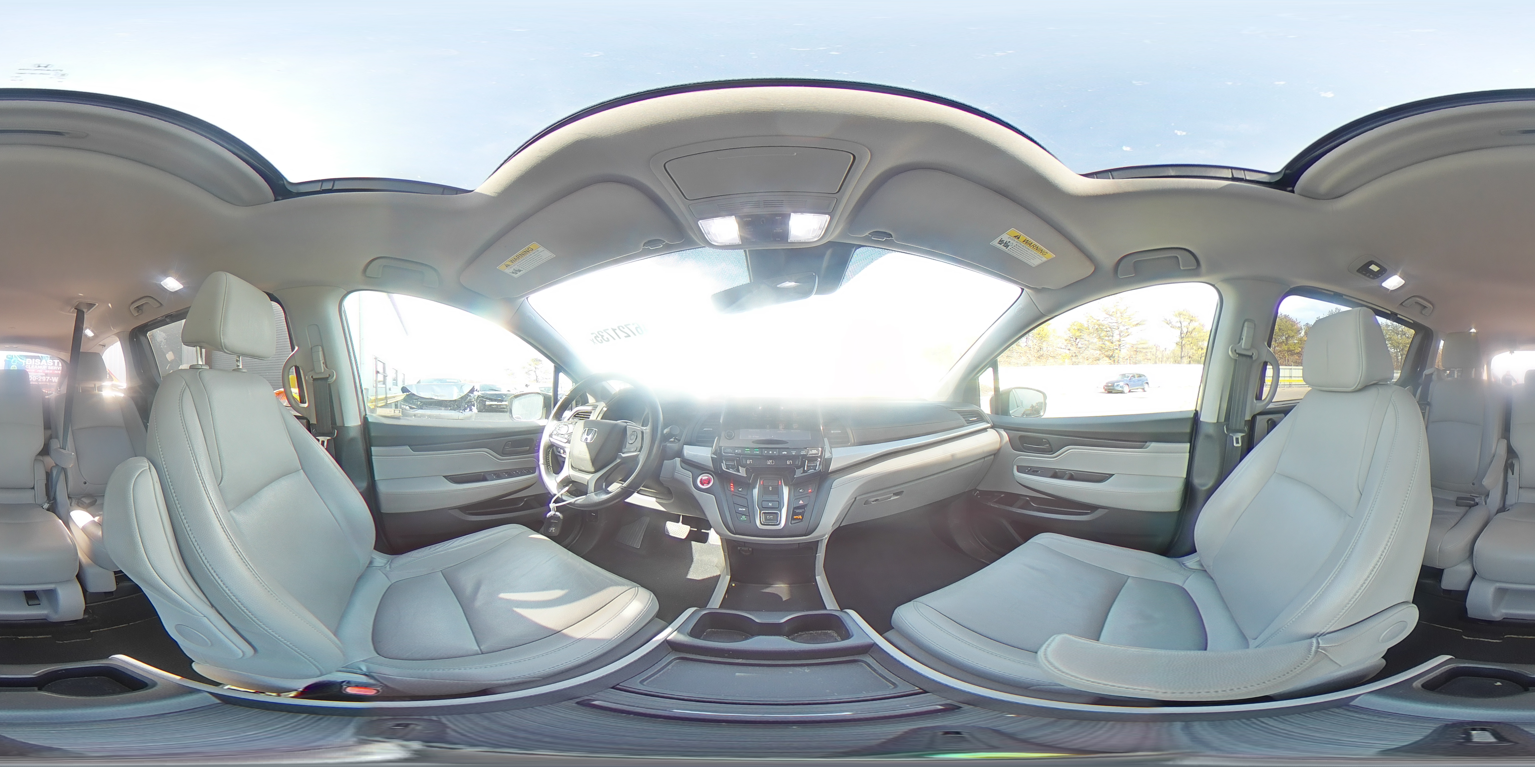 2019 Honda Odyssey - Image 13