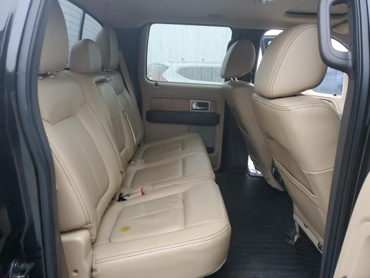 2011 Ford F-150 - Image 11