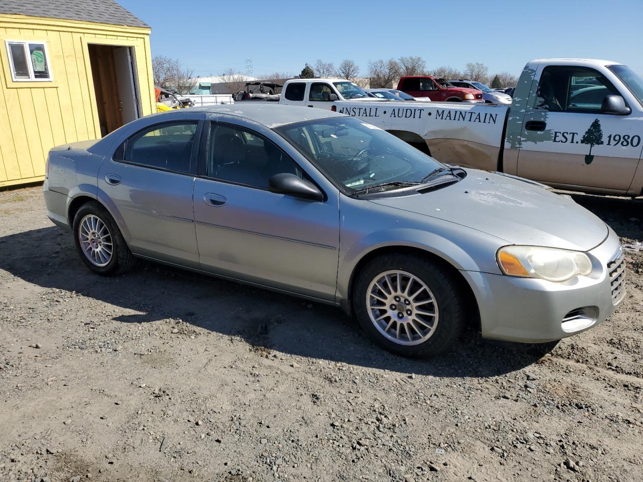 2005 Chrysler Sebring - Image 4