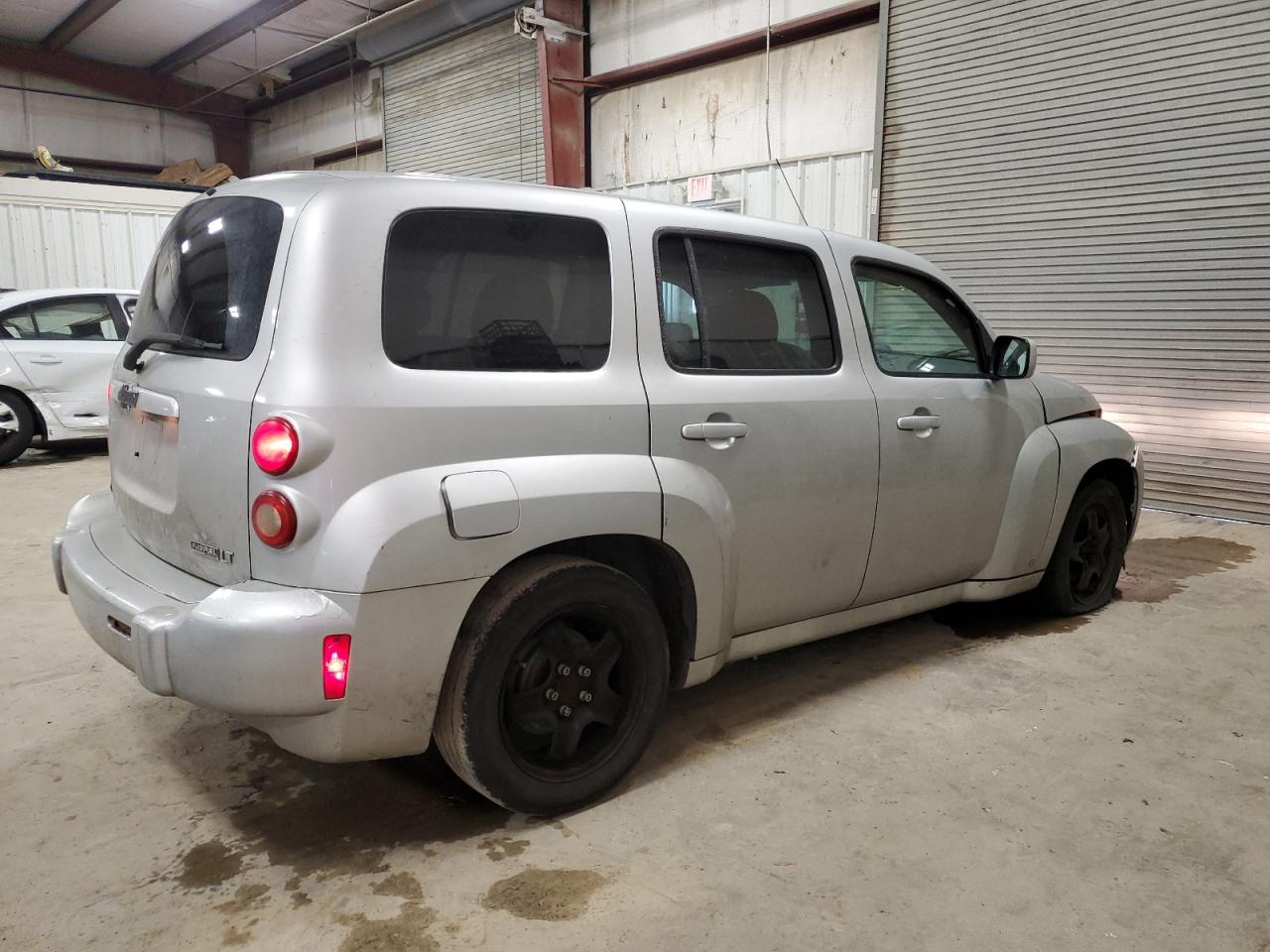 2010 Chevrolet HHR - Image 3