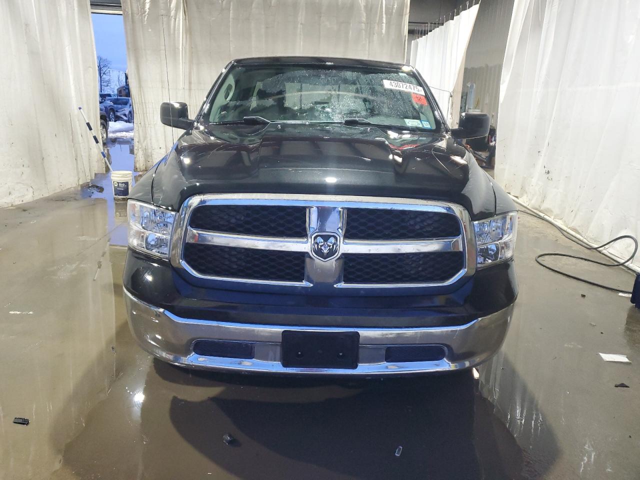 2017 RAM 1500 - Image 5