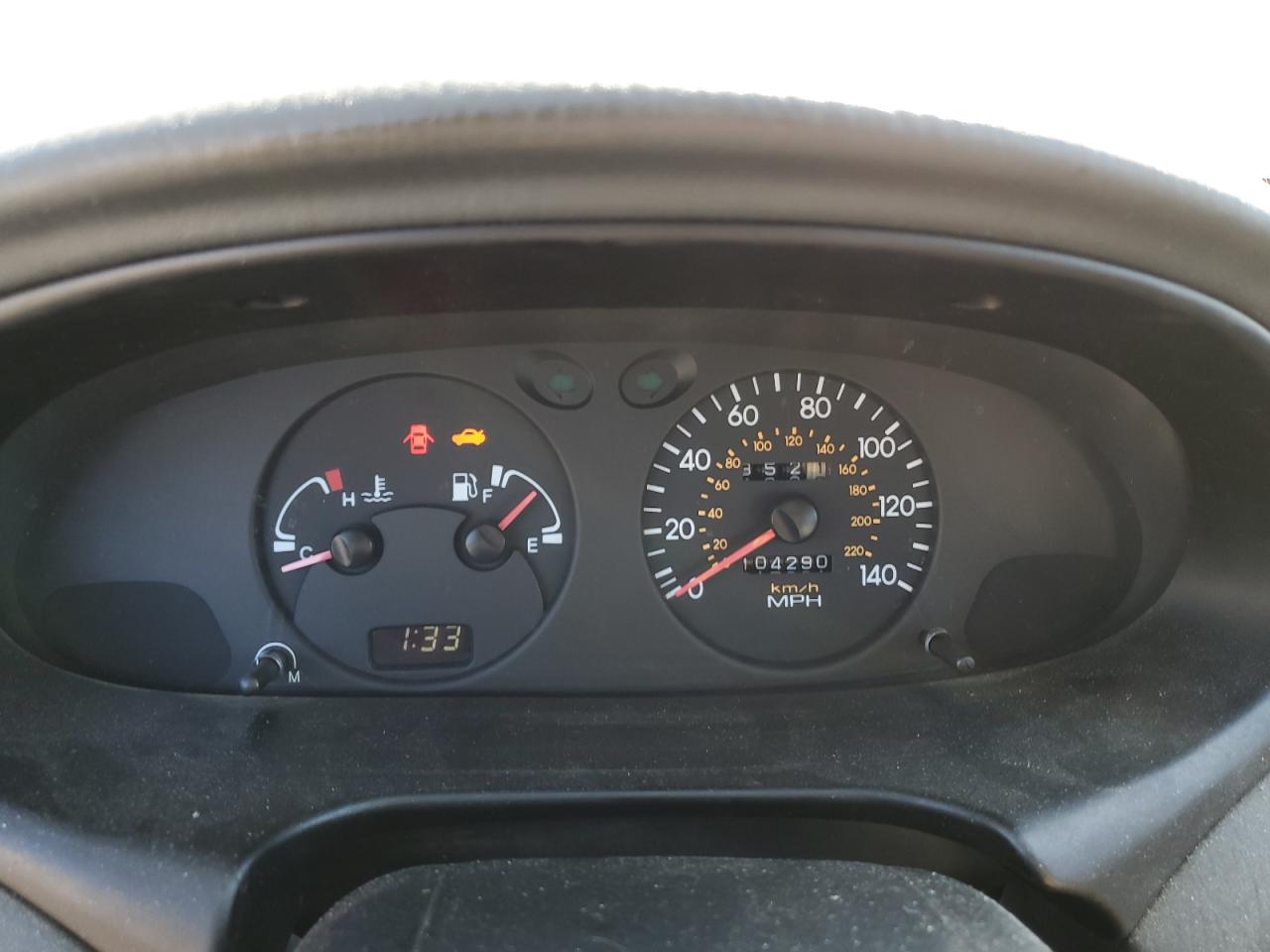 1998 Hyundai Elantra - Image 9