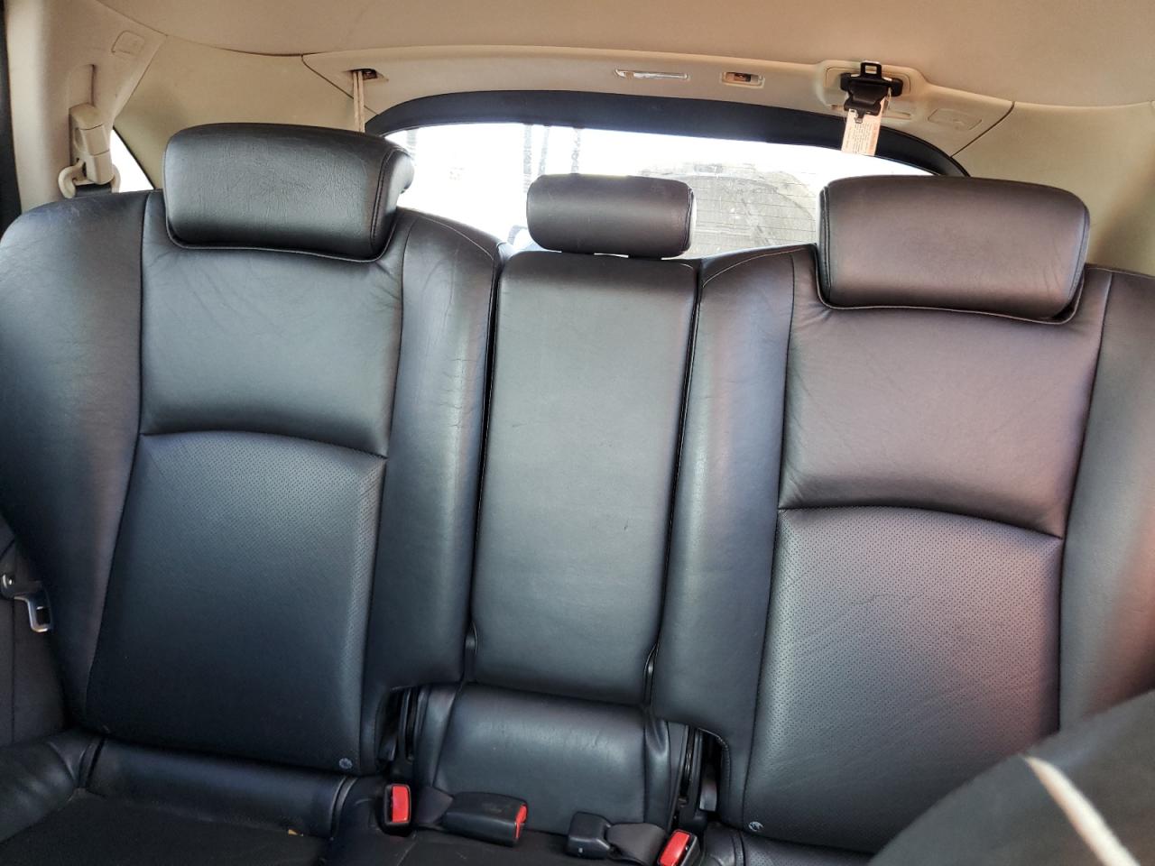 2006 Infiniti FX - Image 10
