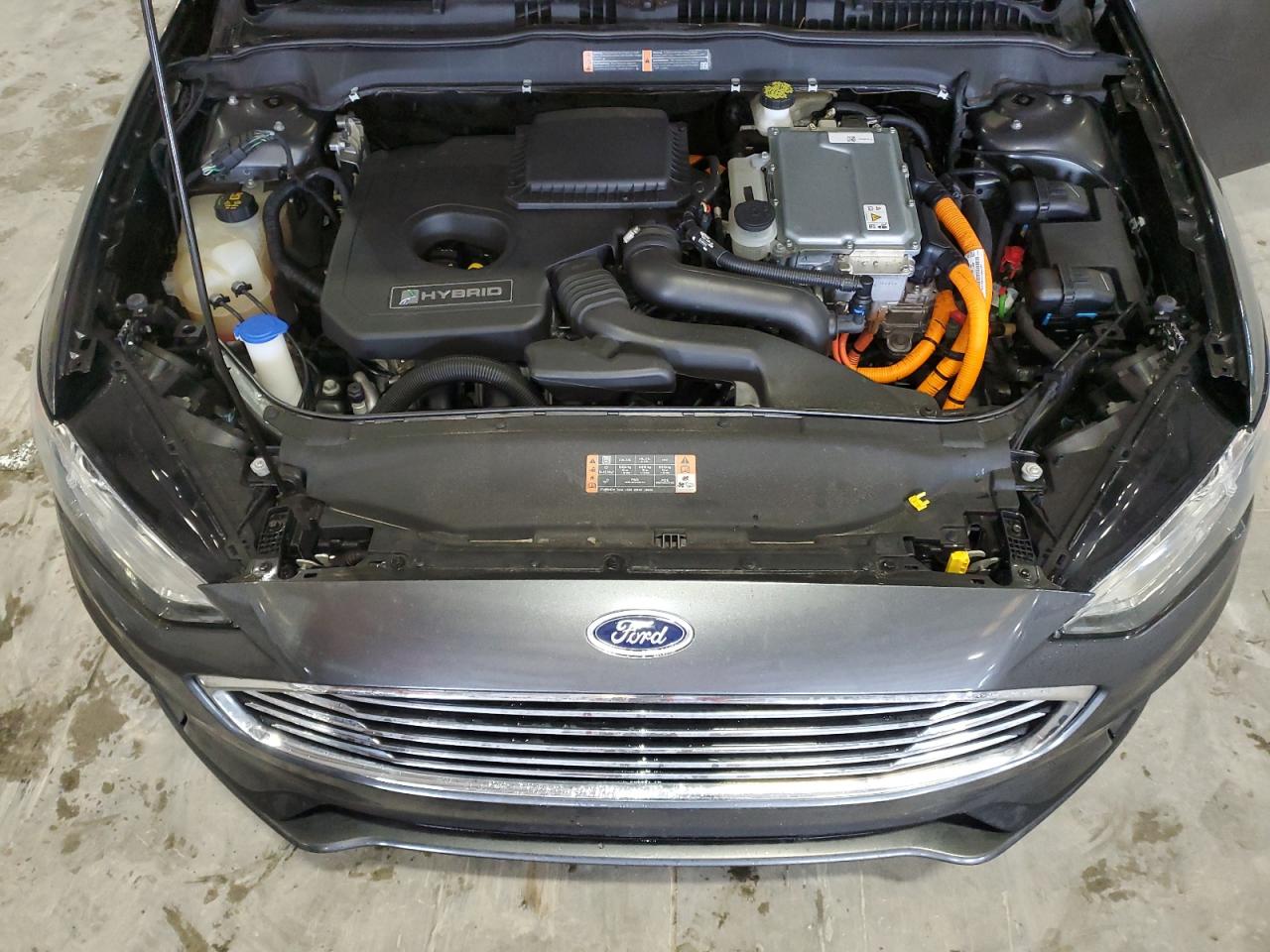 2020 Ford Fusion - Image 11