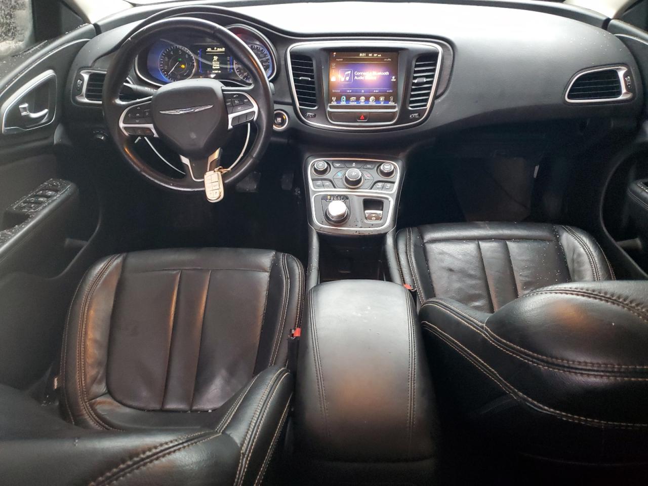 2016 Chrysler 200 - Image 8