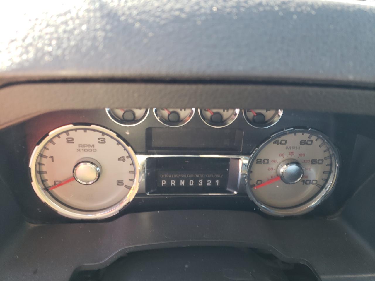 2010 Ford F350 - Image 9