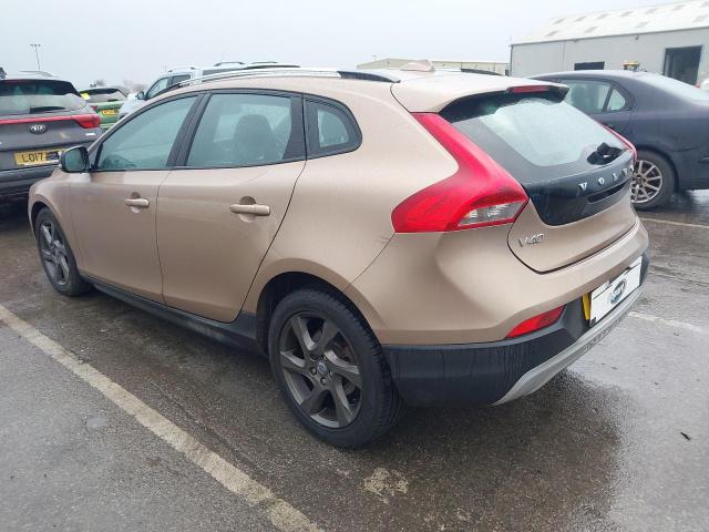 2013 VOLVO V40 CROSS