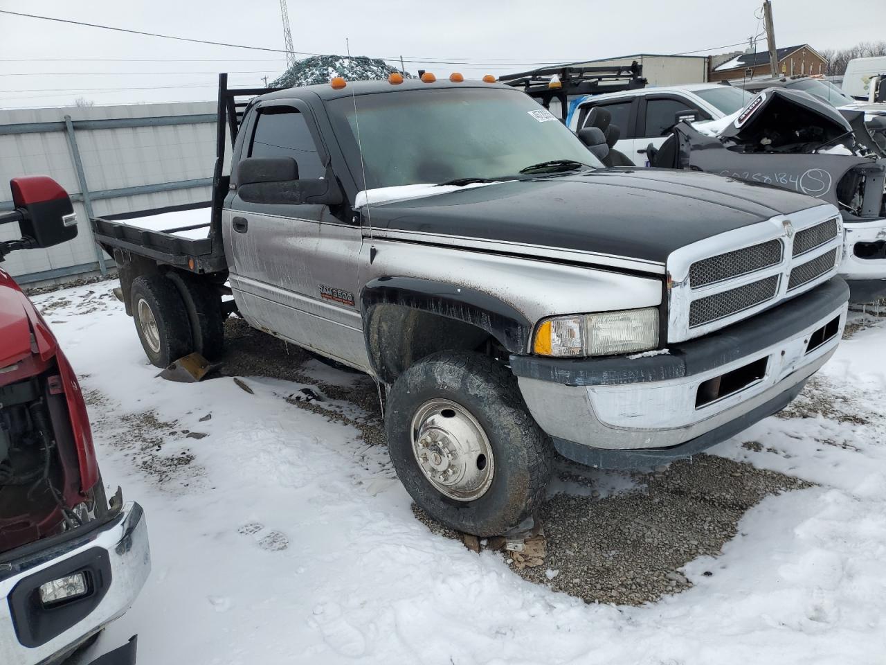 1995 Dodge RAM - Image 4