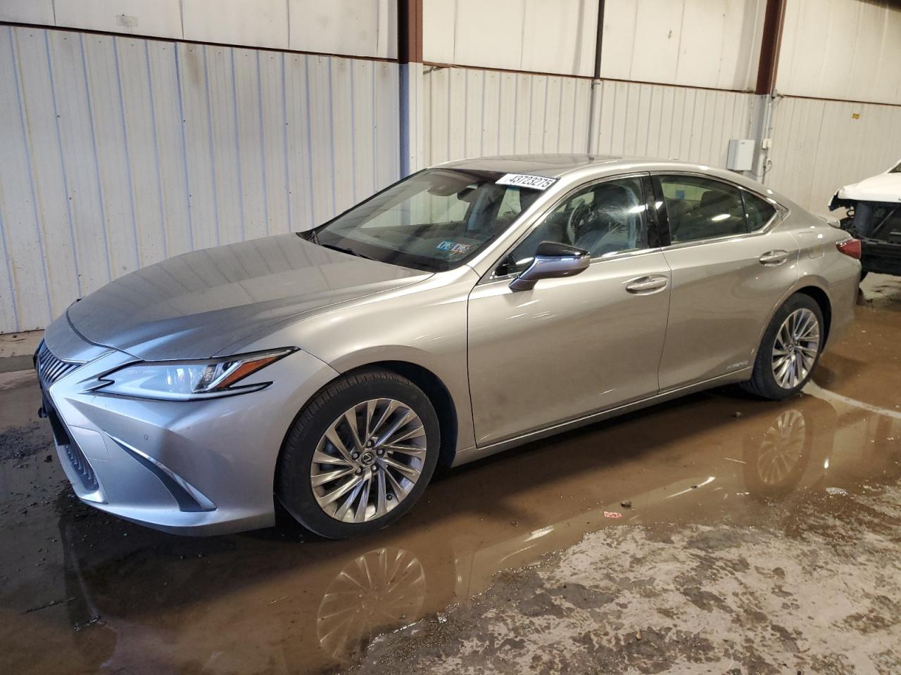 2019 Lexus ES - Image 1