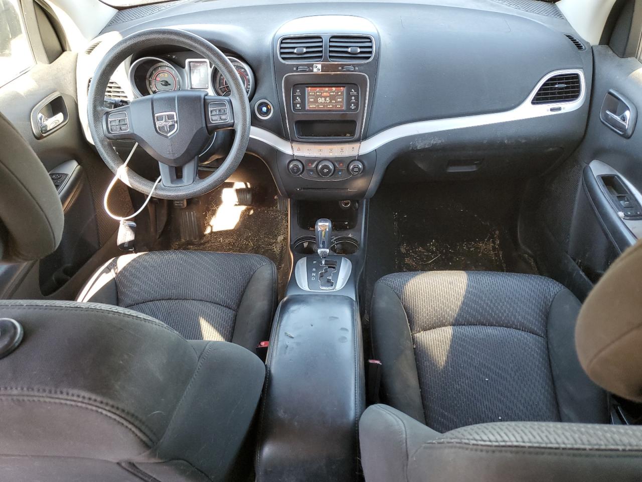 2011 Dodge Journey - Image 8
