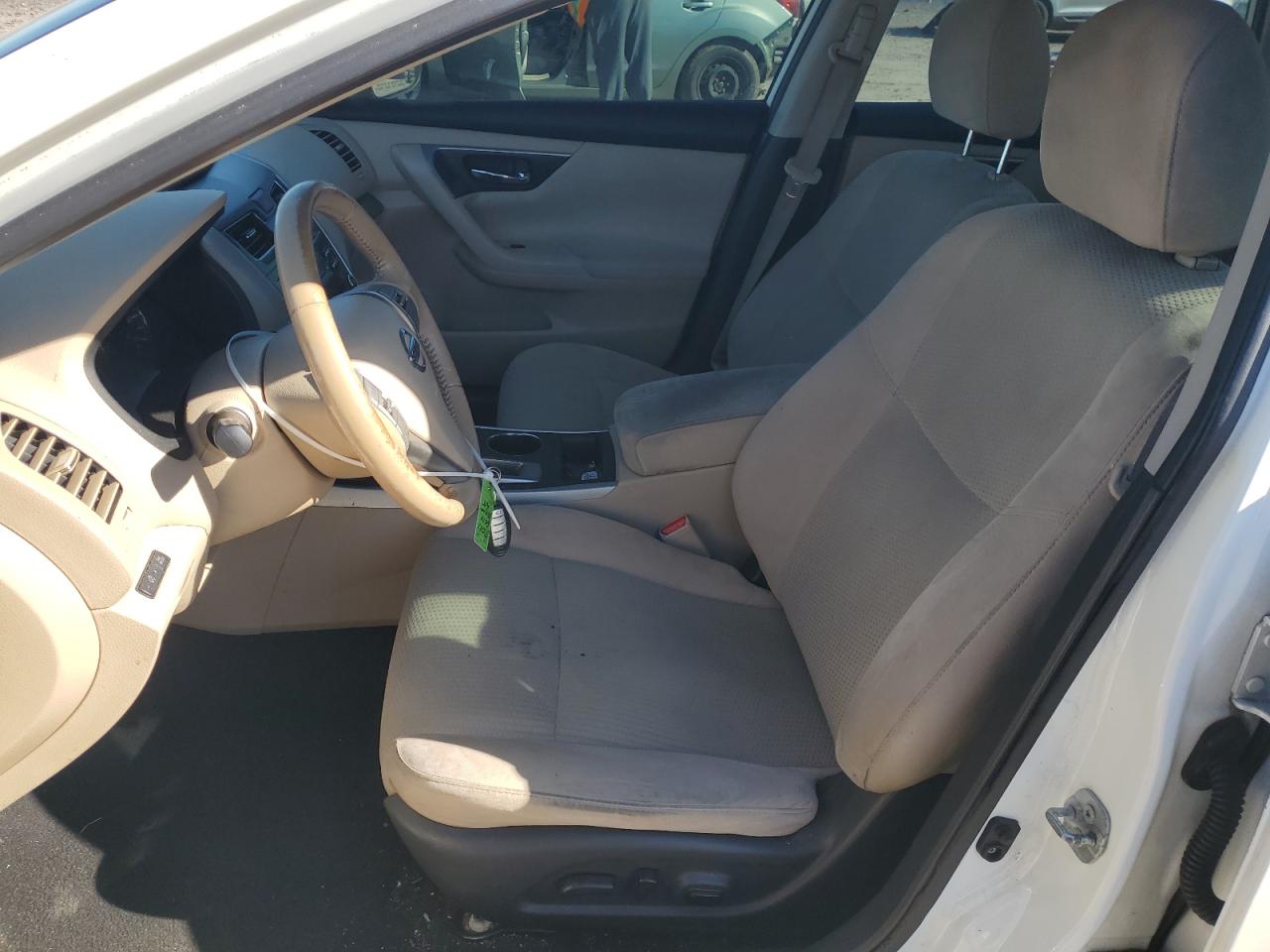 2015 Nissan Altima - Image 7