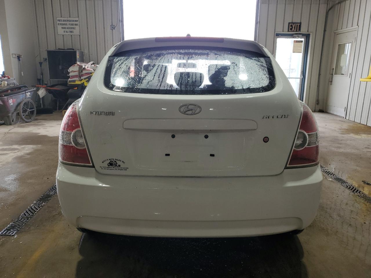 2011 Hyundai Accent - Image 6