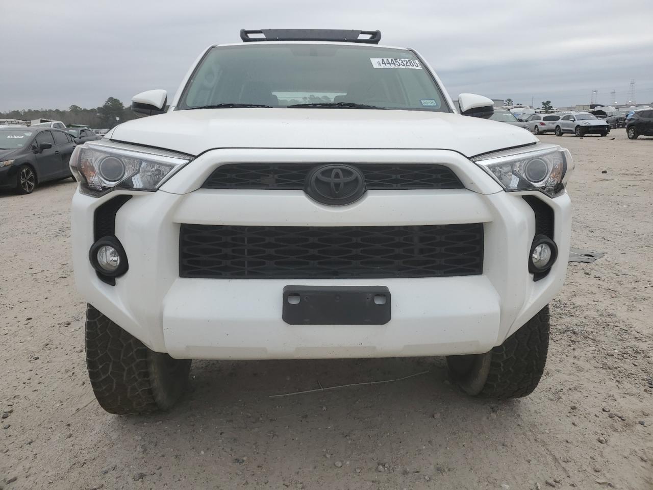 2019 Toyota 4Runner - Image 5