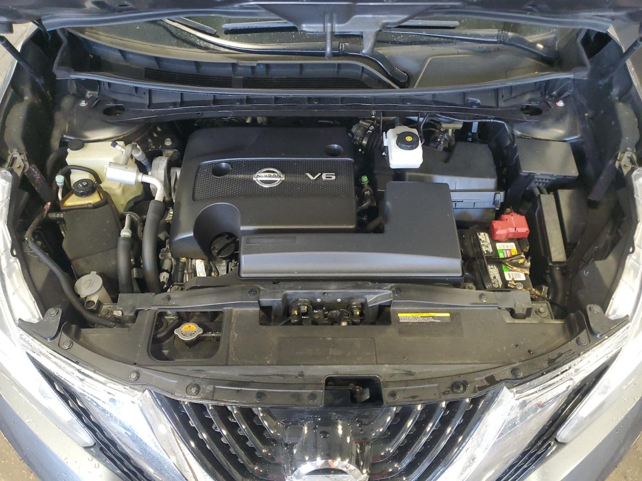 2015 Nissan Murano - Image 12
