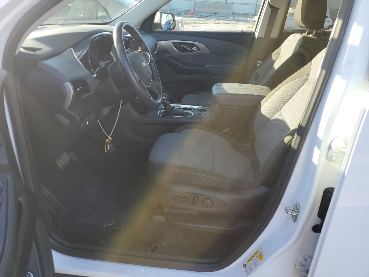 2021 Chevrolet Traverse - Image 7