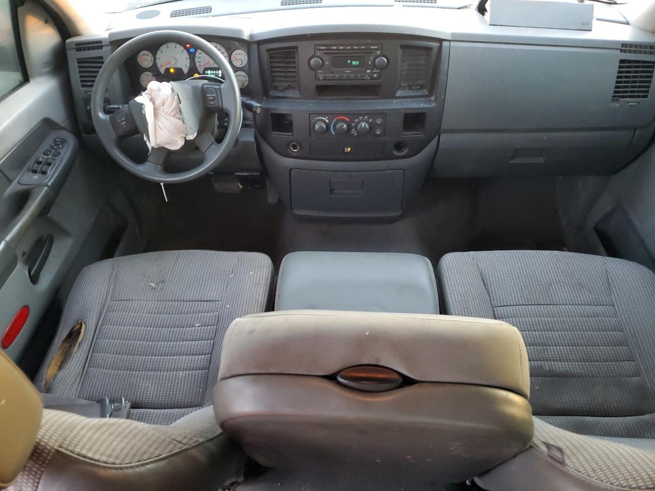 2009 Dodge RAM - Image 8