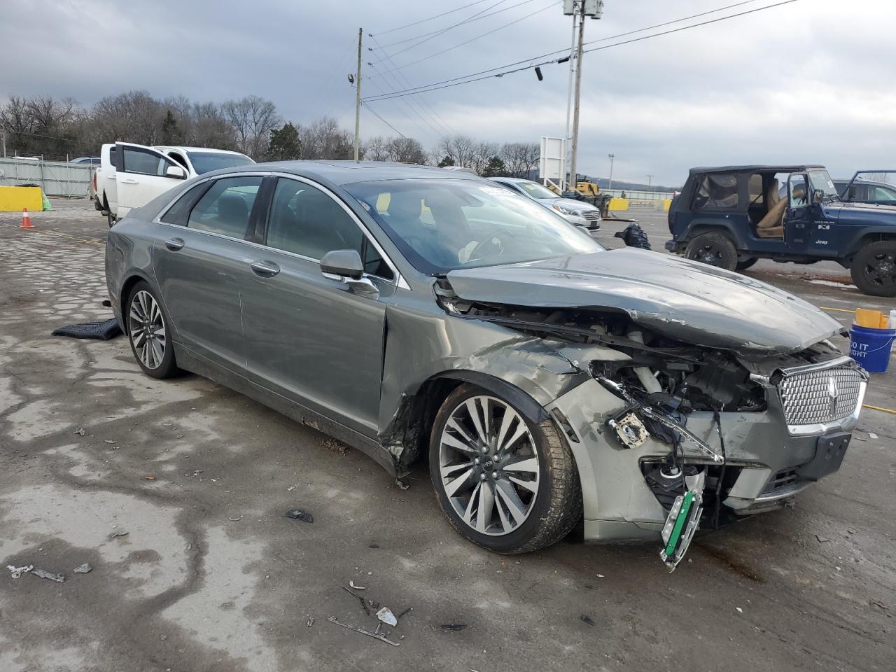 2017 Lincoln MKZ - Image 4