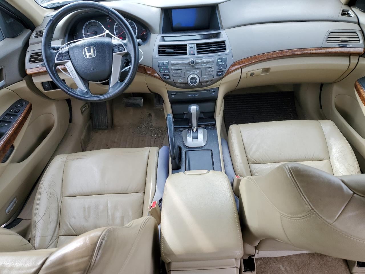 2010 Honda Accord - Image 8
