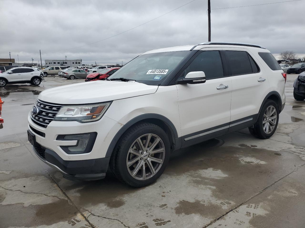 2017 Ford Explorer - Image 1