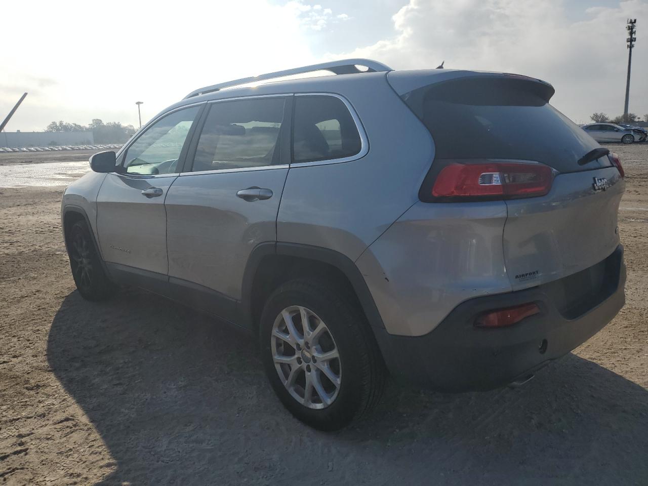 2014 Jeep Grand Cherokee - Image 2
