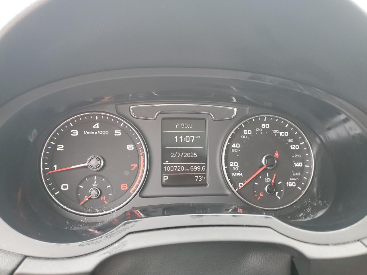 2016 Audi Q3 - Image 9