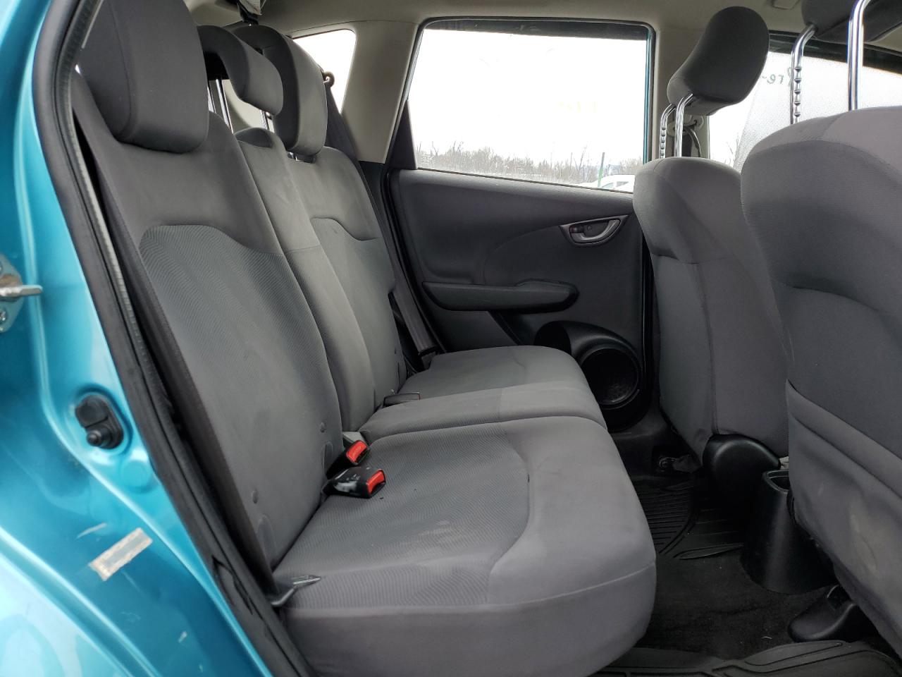 2013 Honda Fit - Image 10