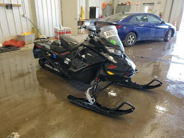 2017 Skidoo Snowmobile