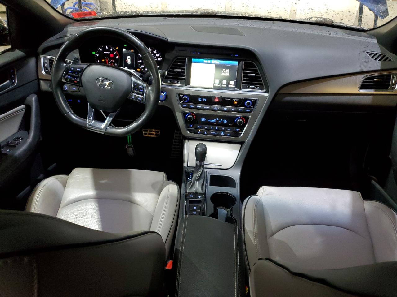2015 Hyundai Sonata - Image 8
