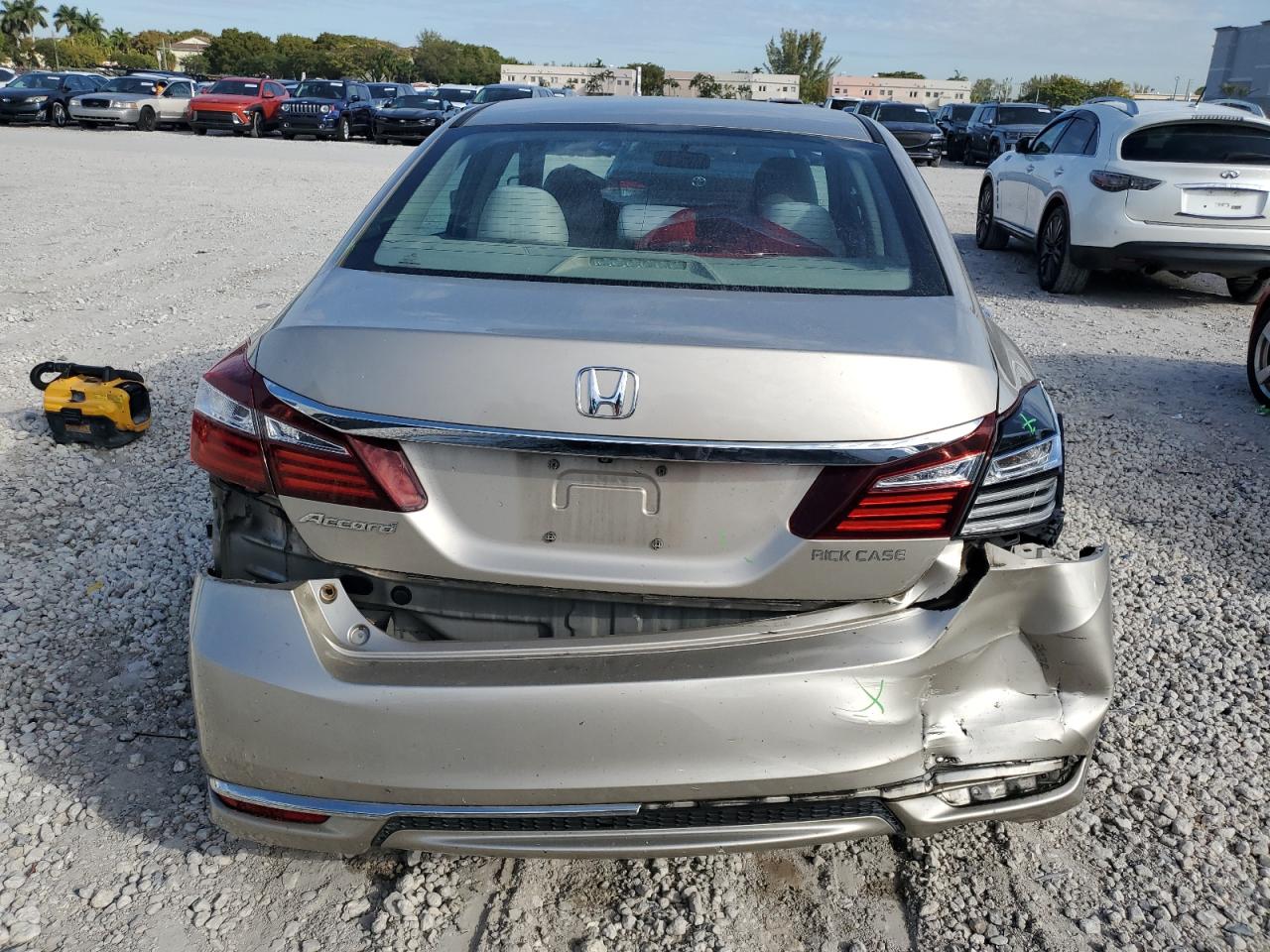 2016 Honda Accord - Image 6