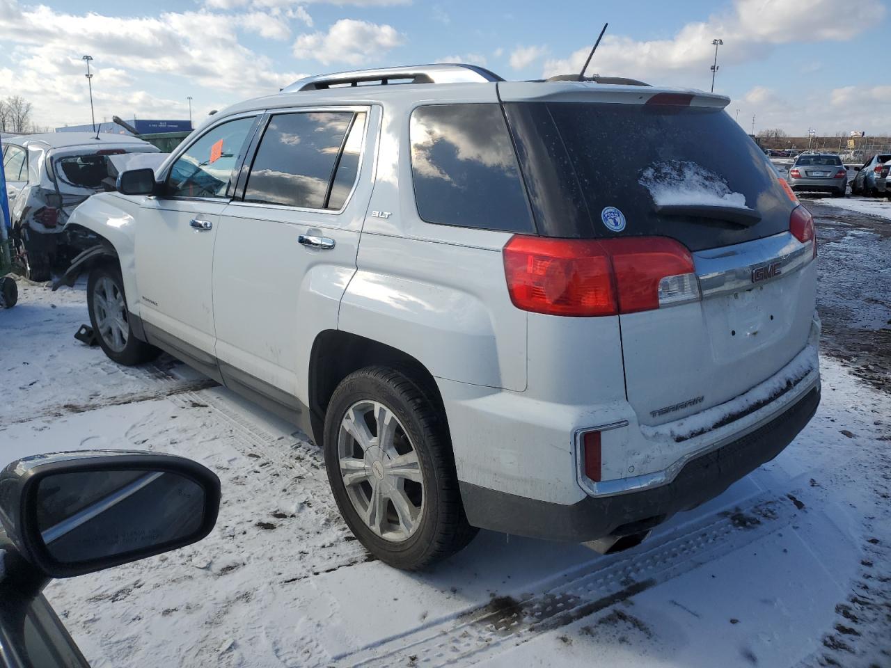 2016 GMC Terrain - Image 2