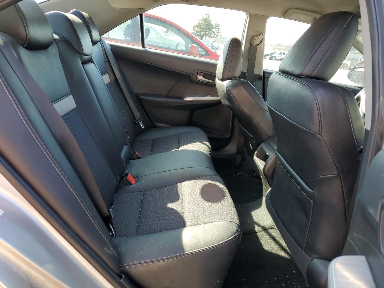 2013 Toyota Camry - Image 10