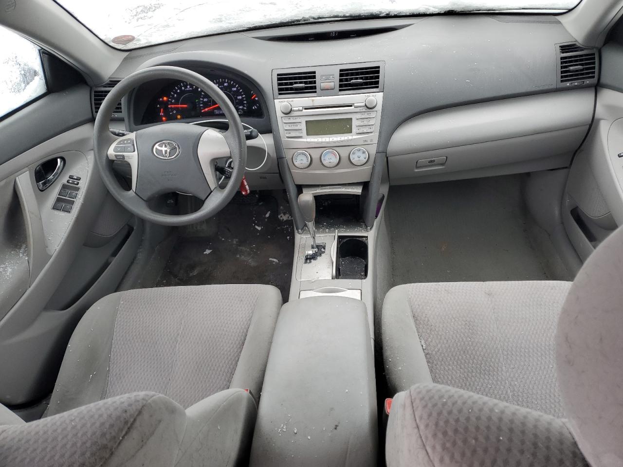 2011 Toyota Camry - Image 8