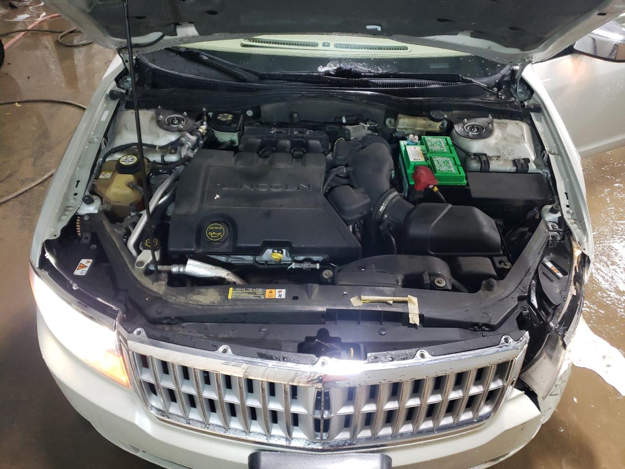 2008 Lincoln MKZ - Image 11