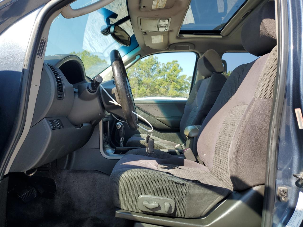 2005 Nissan Pathfinder - Image 7