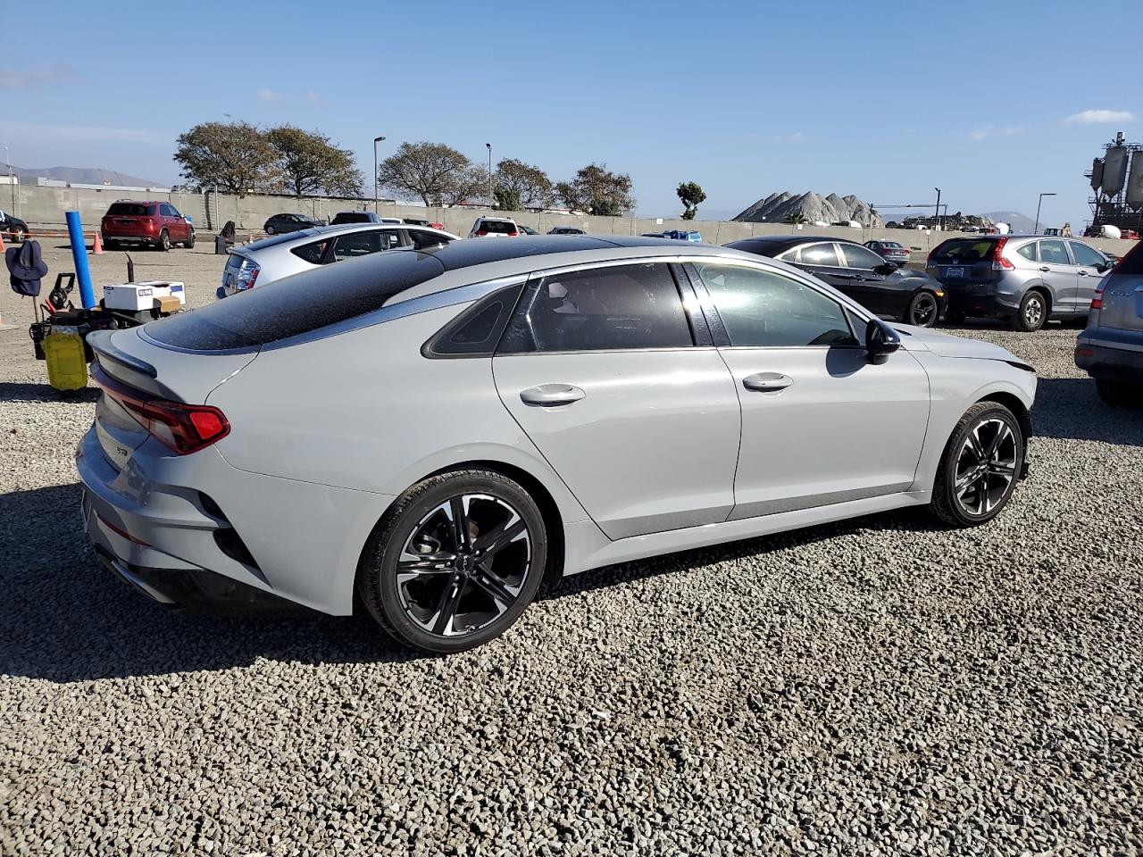 2022 Kia K5 - Image 3